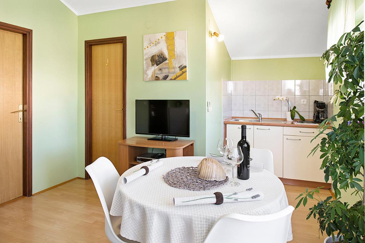 Jimy Apartments Шибеник Екстер'єр фото